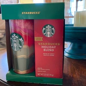 Starbucks holiday coffee cup and coffee gift set